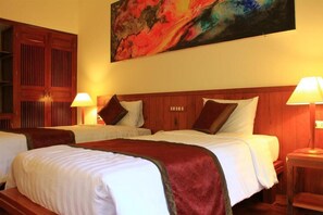 1 bedroom, minibar, individually decorated, individually furnished
