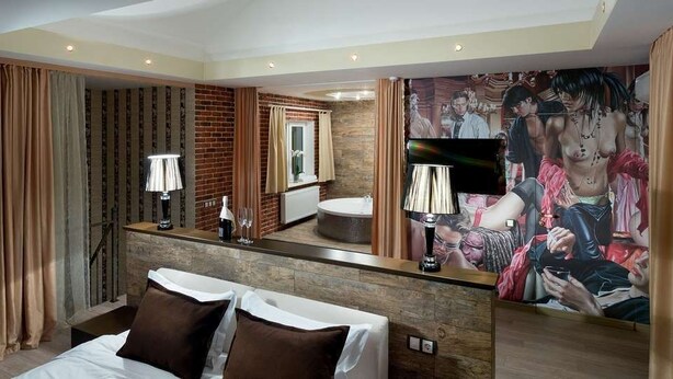 Deluxe Apartment, 2 Bedrooms - De Gaulle Boutique Hotel (Kharkiv)