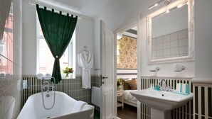 Junior Suite | Bathroom - De Gaulle Boutique Hotel (Kharkiv)