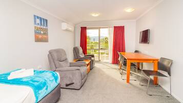 Soundproofing, iron/ironing board, free WiFi, bed sheets