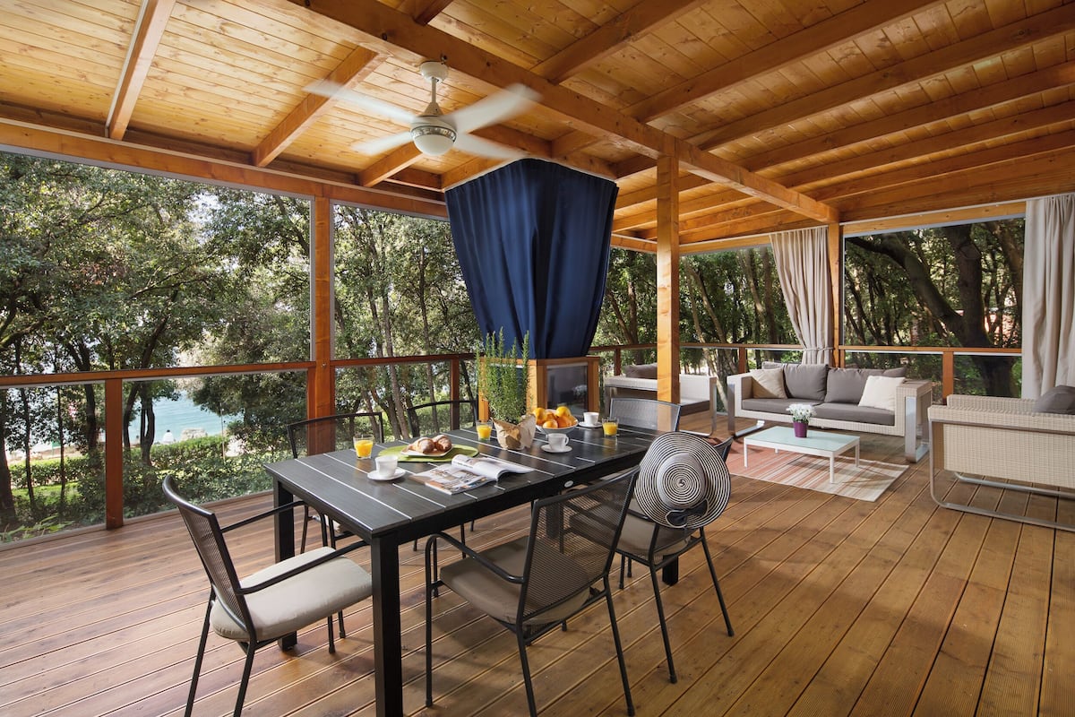 Exclusive Beach Villa You&Me with Jacuzzi | Terrace/patio