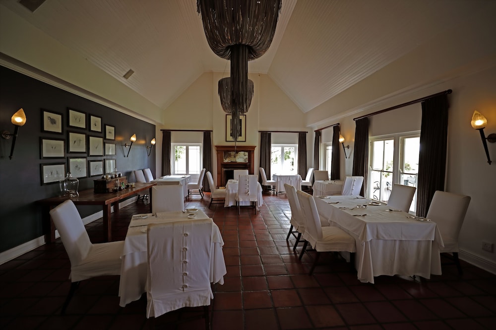 RiverBend Lodge by null