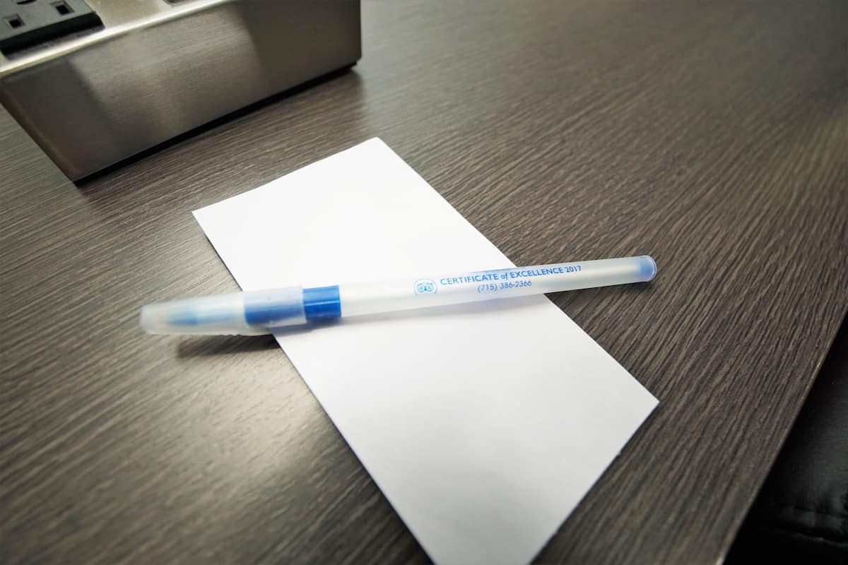 Ameublement unique, bureau, rideaux dâobscurcissement