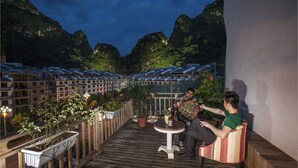 Ảnh chưa phân loại, 2 trong số 43 ảnh, nút