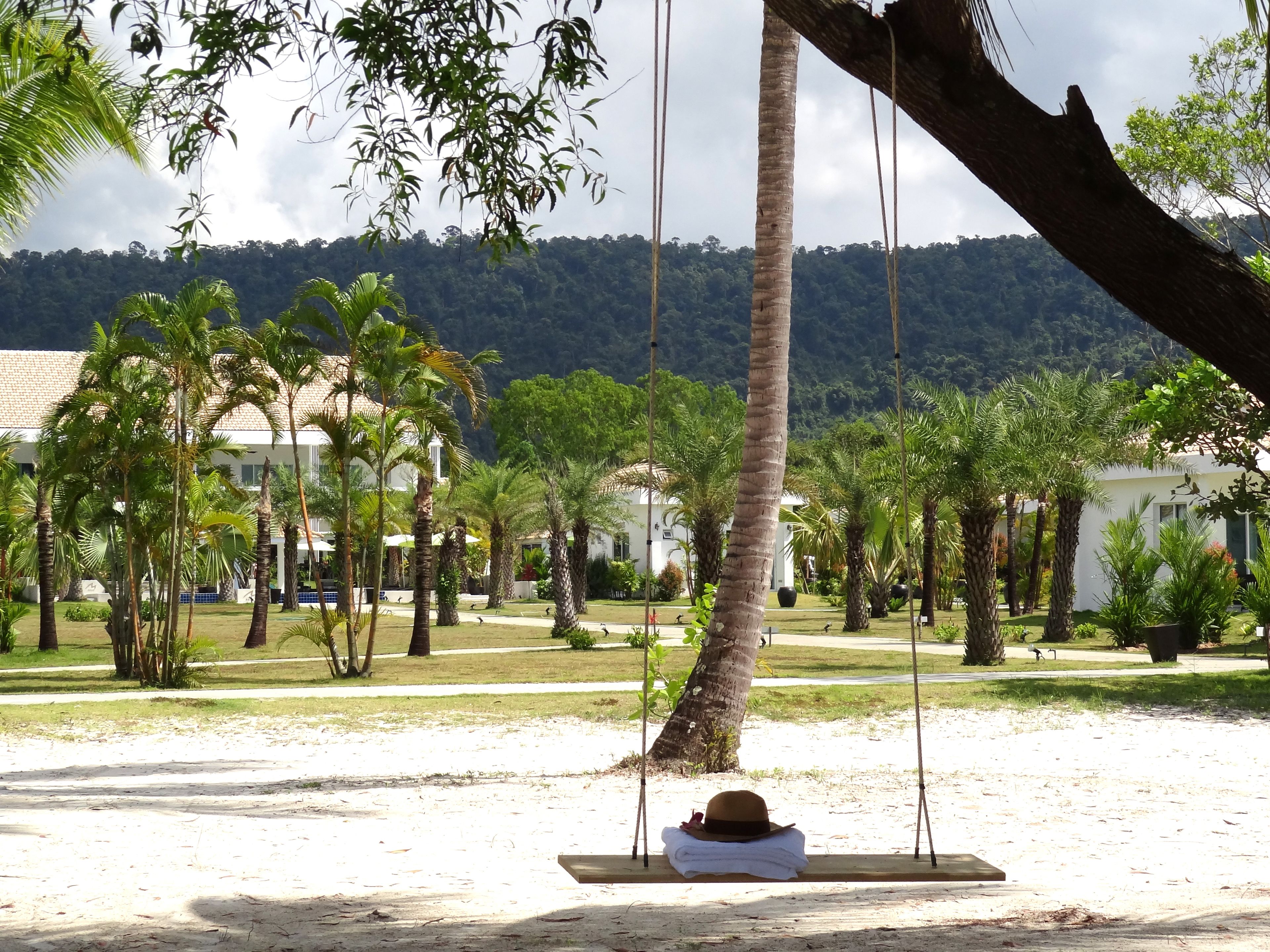 private beach, white sand, free beach cabanas, sun-loungers