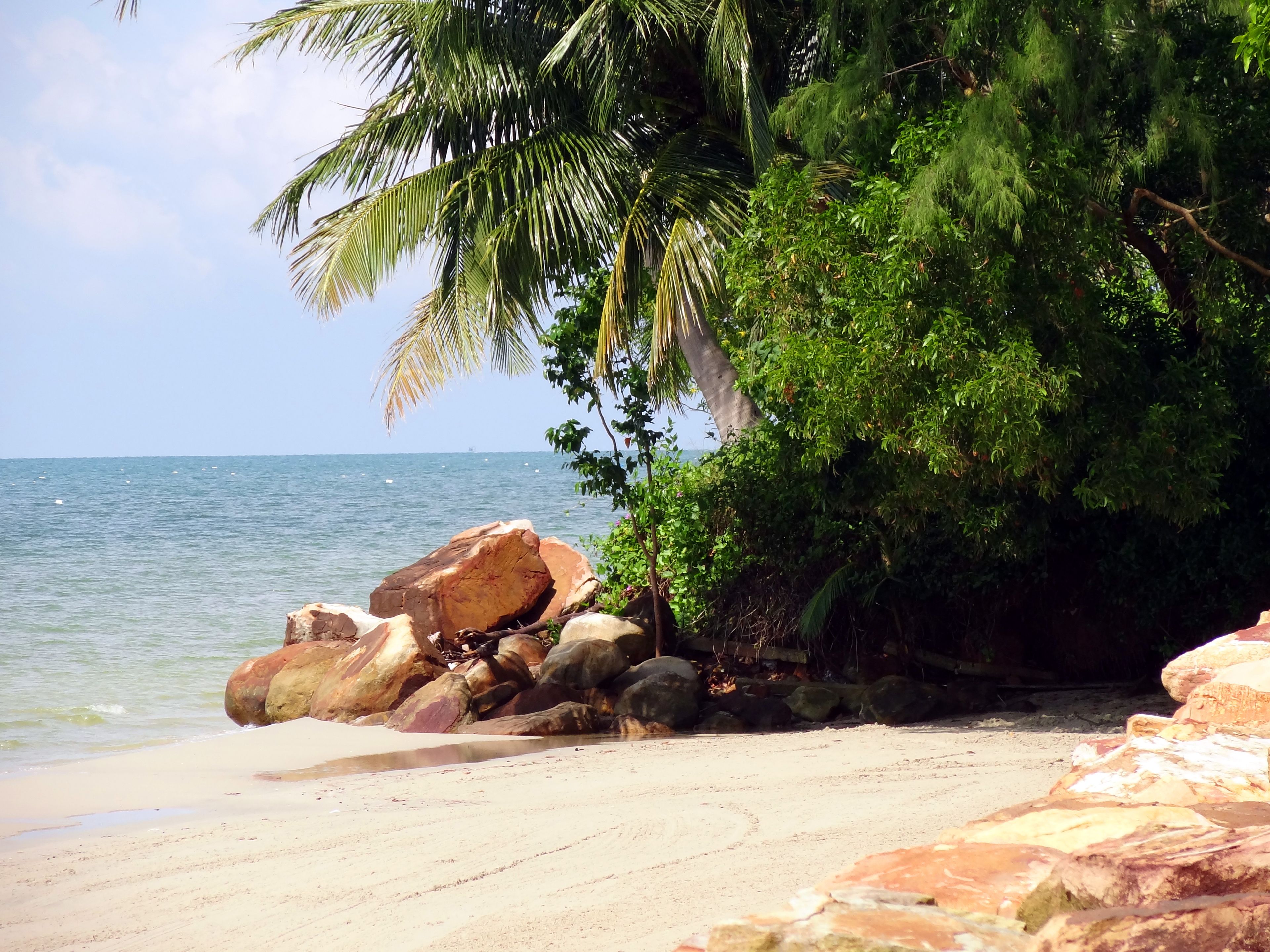 private beach, white sand, free beach cabanas, sun-loungers