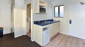 Unclassified image, 2 of 27, button - Arena Motel (Christchurch)