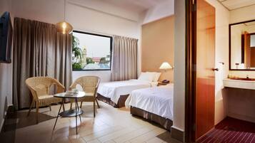 In-room safe, desk, soundproofing, iron/ironing board