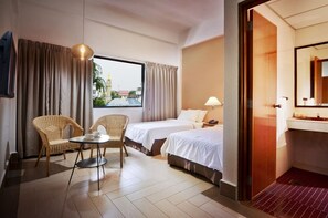 In-room safe, desk, soundproofing, iron/ironing board