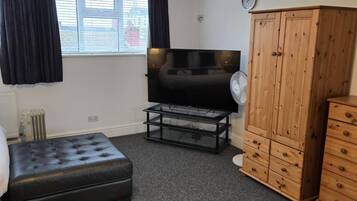 Penthouse (Room 7 - 3rd Floor)