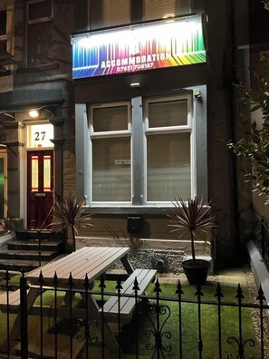 Terrace/patio - Q Accommodation (Blackpool)