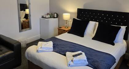 Q Accommodation