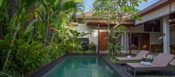 Sandi Agung Villa