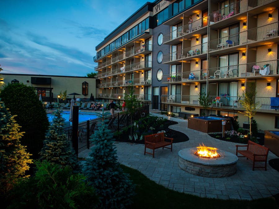 Body treatments, hot stone massages, Swedish massages, body wraps