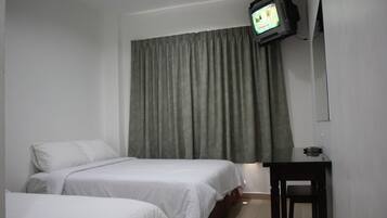 Desk, soundproofing, free WiFi