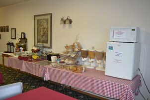 Desayuno continental incluido todos los días 