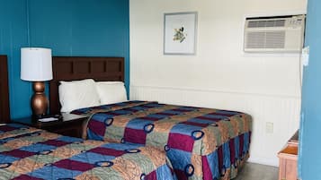 Standard Room, 2 Double Beds | Free WiFi, bed sheets