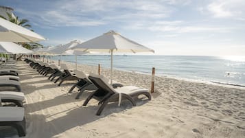 Beach nearby, beach cabanas, sun-loungers, beach umbrellas