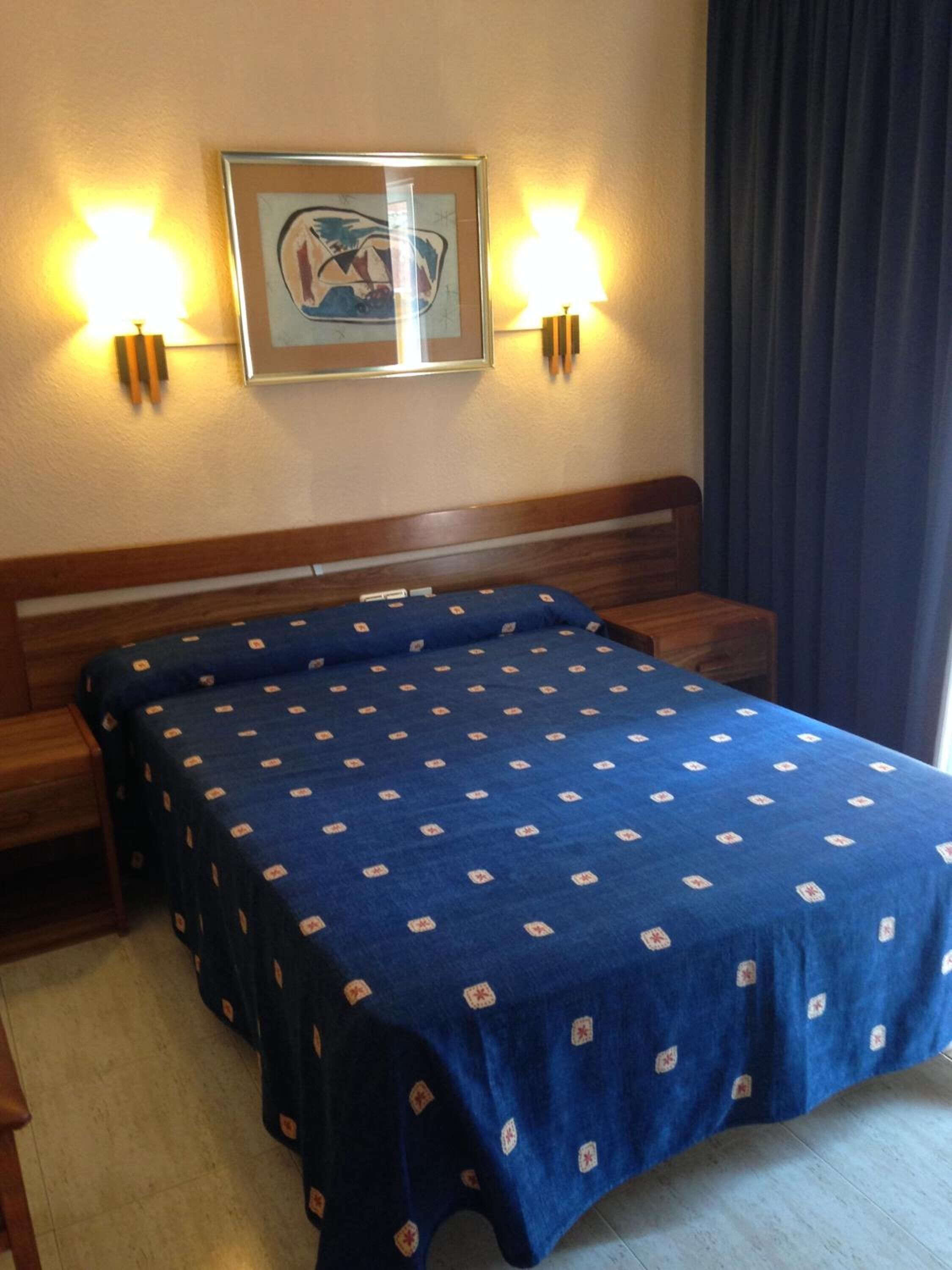 In-room safe, desk, free WiFi, bed sheets