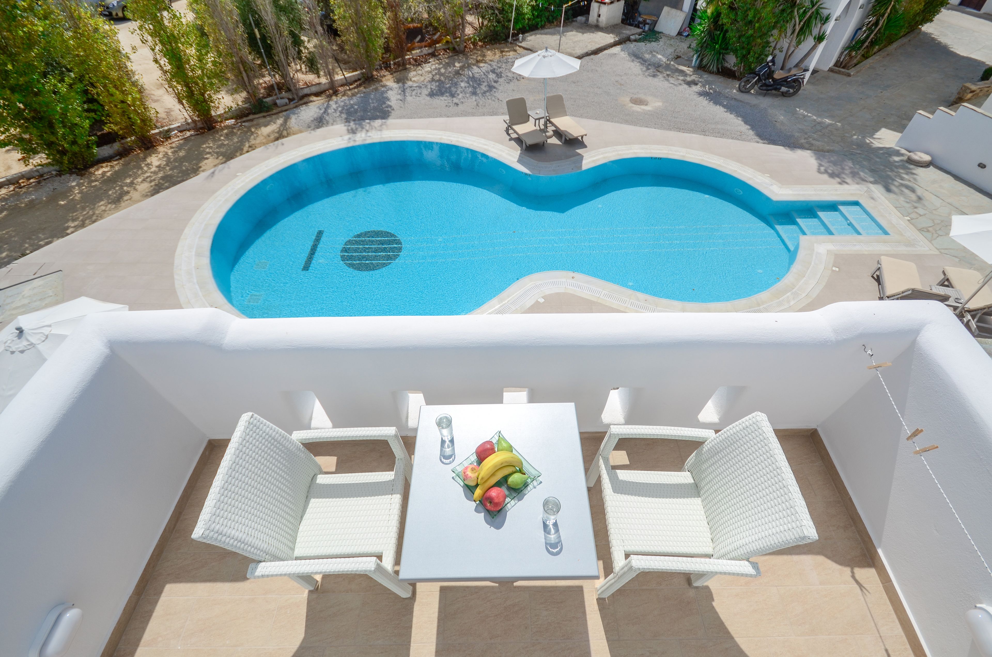 Studio (Triple) | Terrace/patio