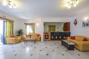 Interior - Hotel Francesca (Naxos)