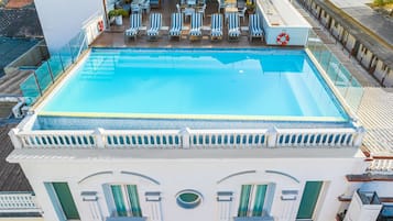 Sun deck