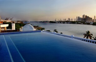 Outdoor pool, pool umbrellas, sun loungers