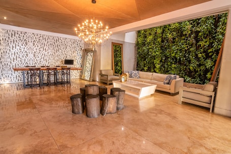 Lobby. GHL Arsenal Hotel