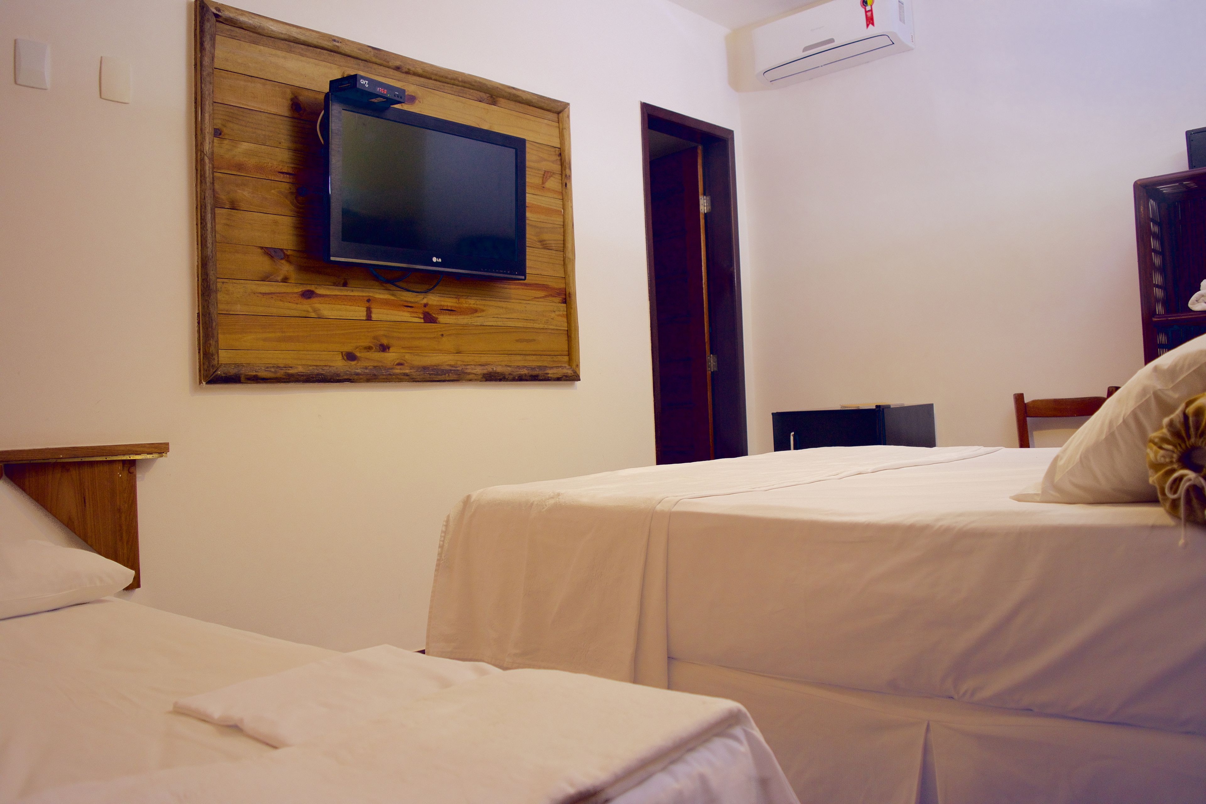 免费 WiFi、床单