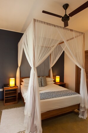 Matelas mémoire de forme, coffres-forts dans les chambres