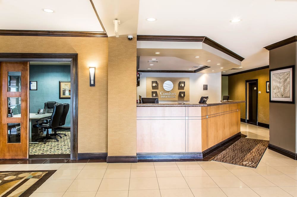 Comfort Inn & Suites Meriden East