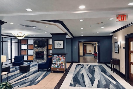 Lobby. Comfort Inn & Suites Meriden East