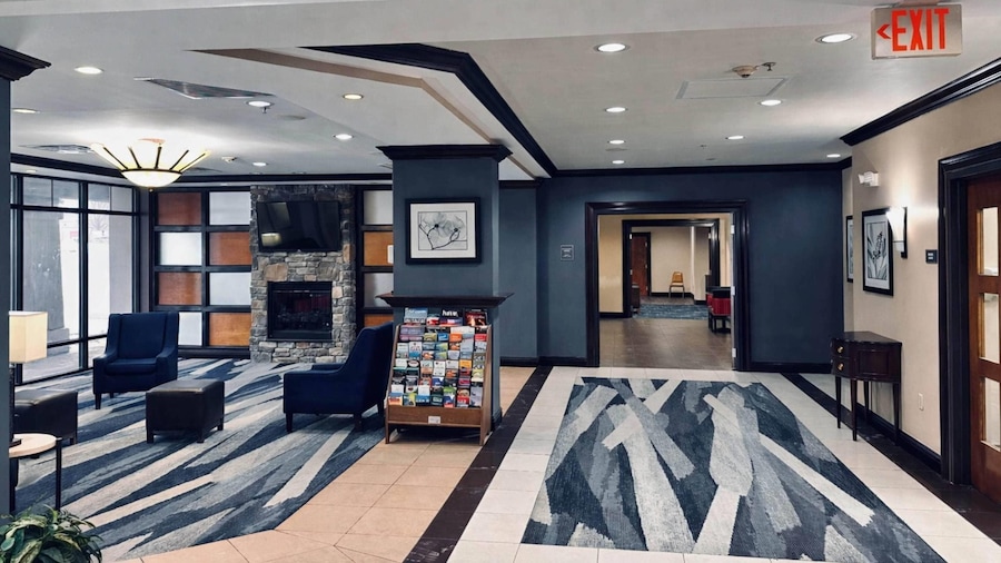 Comfort Inn & Suites Meriden East