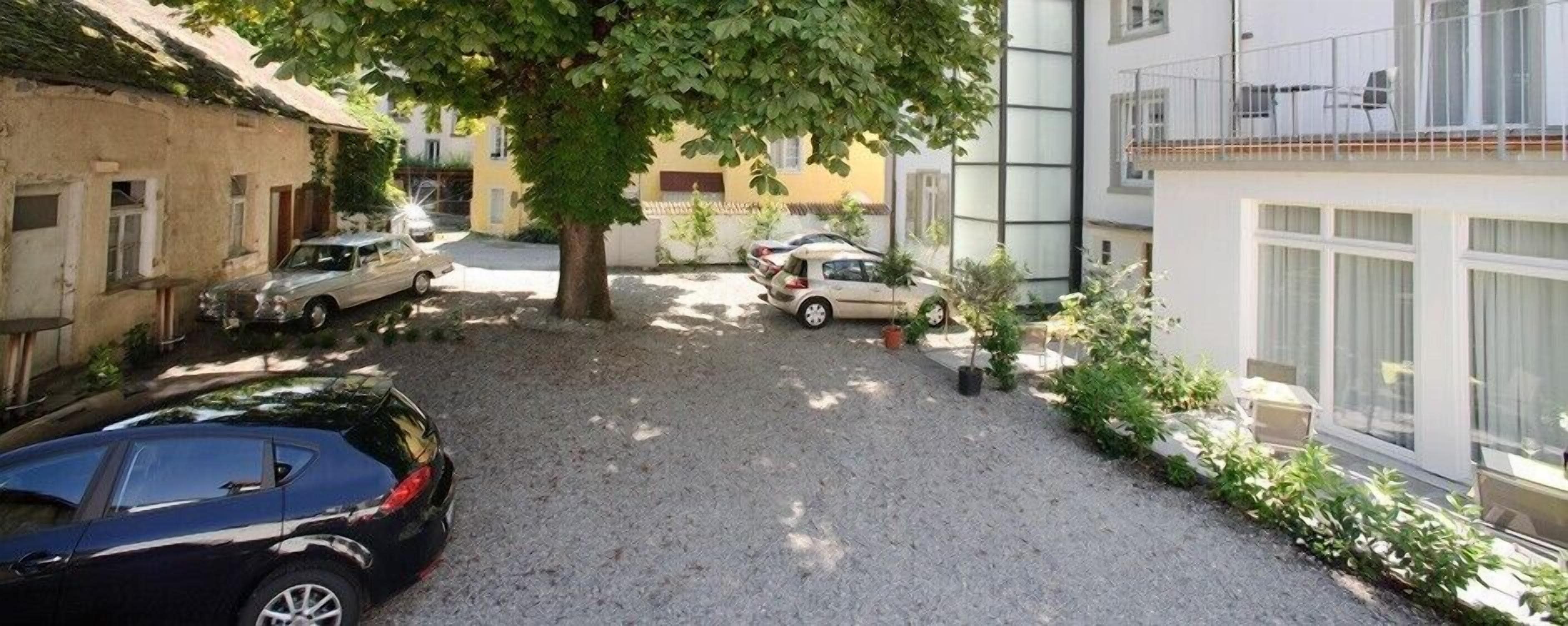 Self-parking (surcharge) 20.00 per day