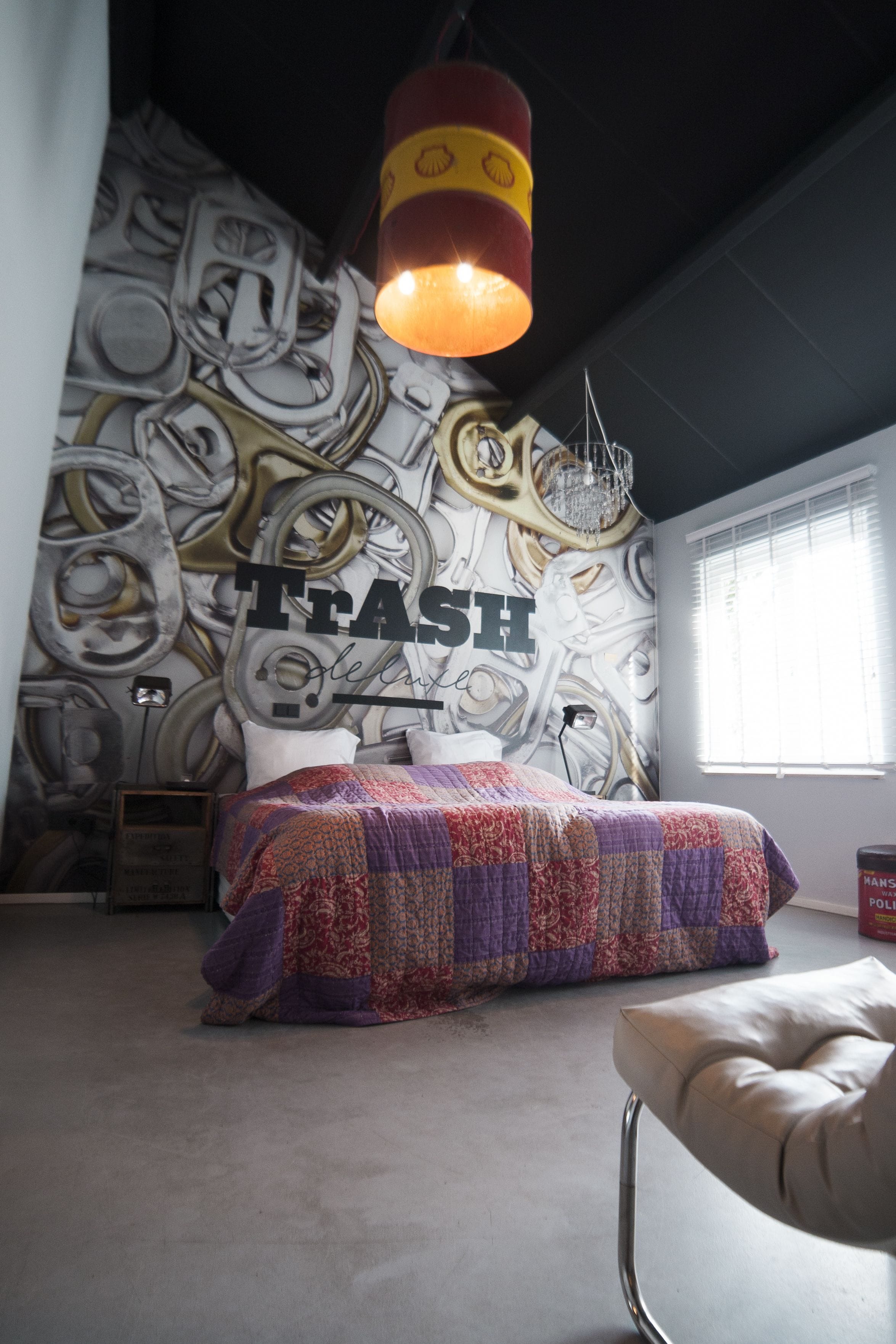 standard double room | minibar, in-room safe, individually decorated, individually furnished