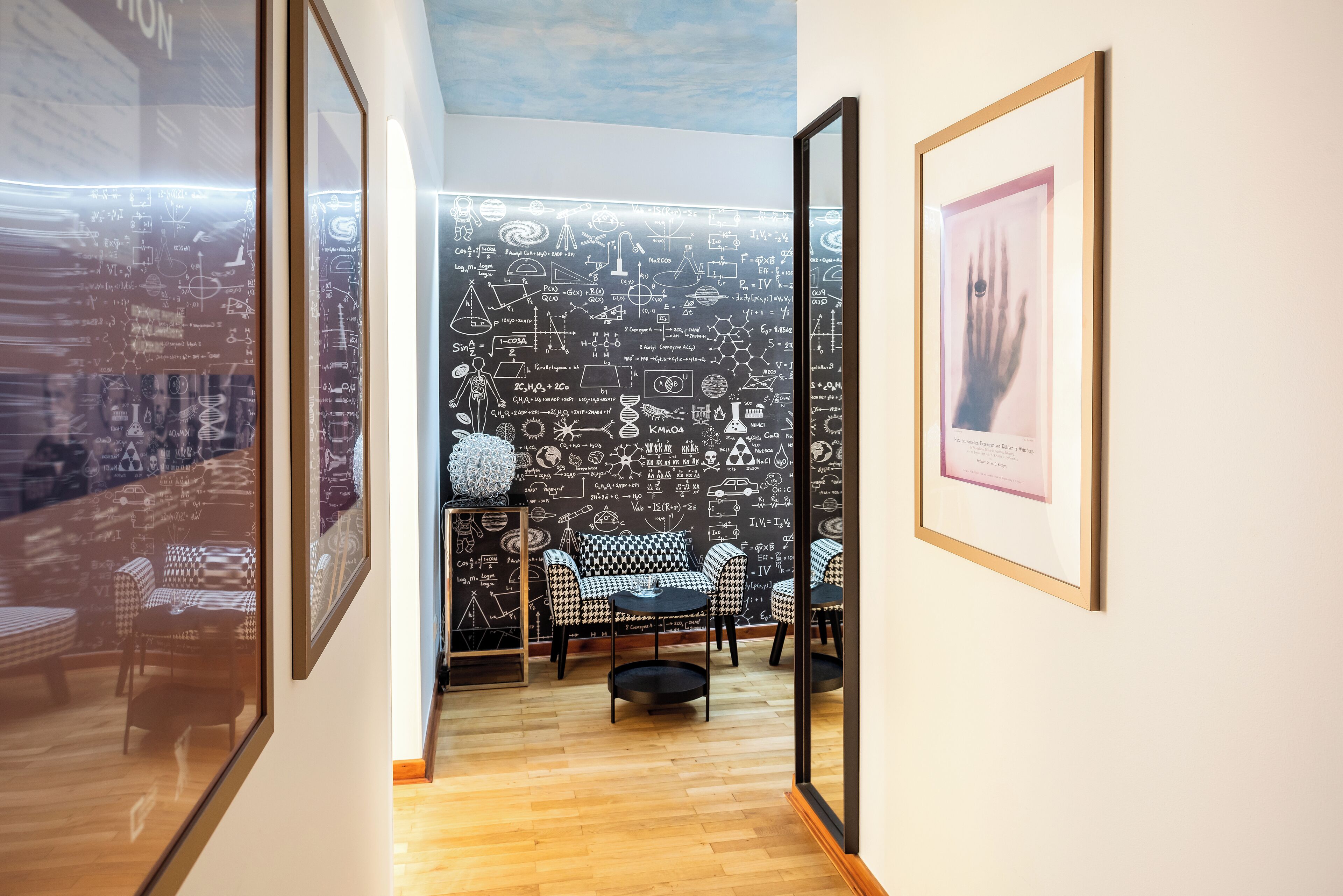 family room | living area | flat-screen tv