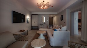 Deluxe Suite, 2 Bathrooms, Garden View | Premium bedding, minibar, in-room safe, laptop workspace - Suum Bodrum Hotel & Beach - Adult Only  (Bodrum)