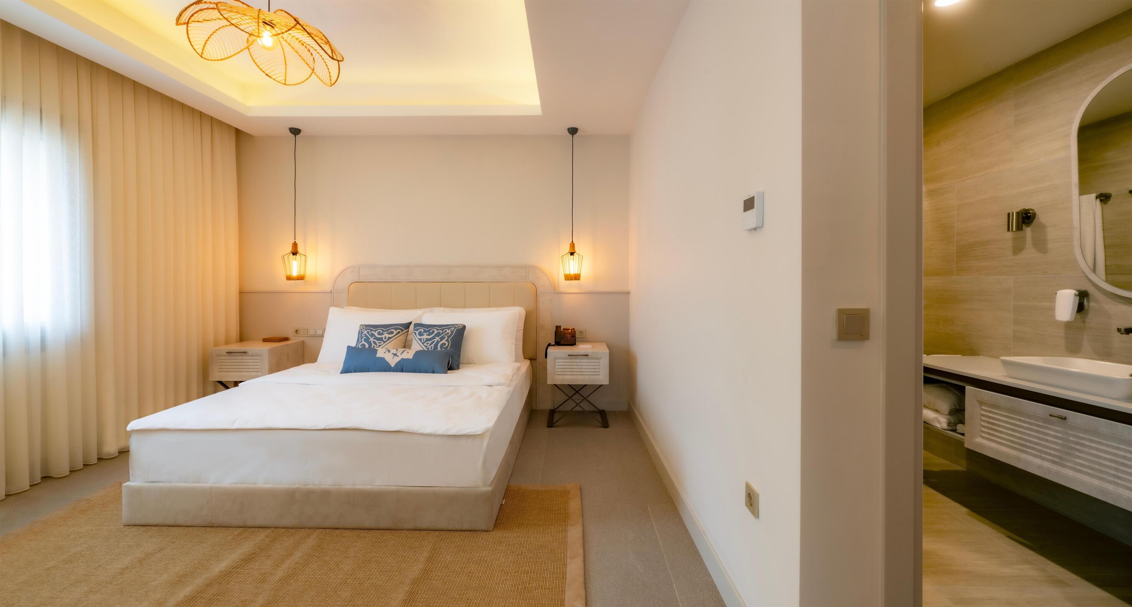 Junior Suite, 1 Bedroom, Private Pool, Garden View | Premium bedding, minibar, in-room safe, laptop workspace
