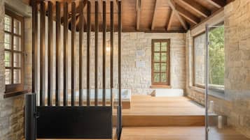 Couples treatment room(s), sauna, steam room, Turkish bath/hammam