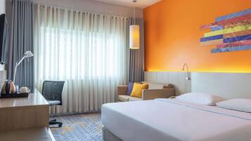 Minibar, in-room safe, desk, laptop workspace