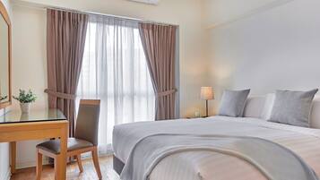 1 bedroom, in-room safe, individually furnished, desk