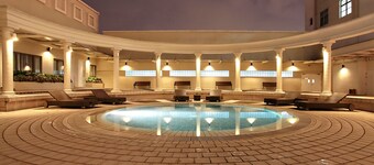 Village Residence West Coast