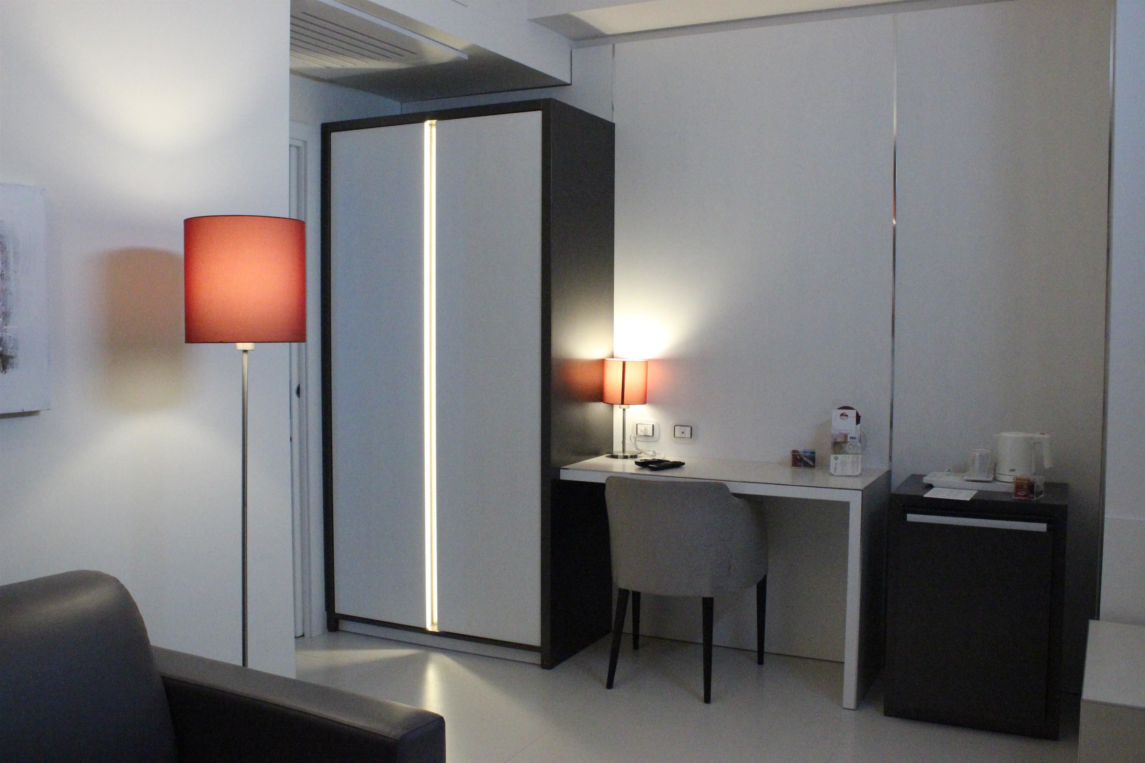 standard room, 1 queen bed, non smoking, annex building (living room;with sofabed) | 1 bedroom, minibar, in-room safe, desk