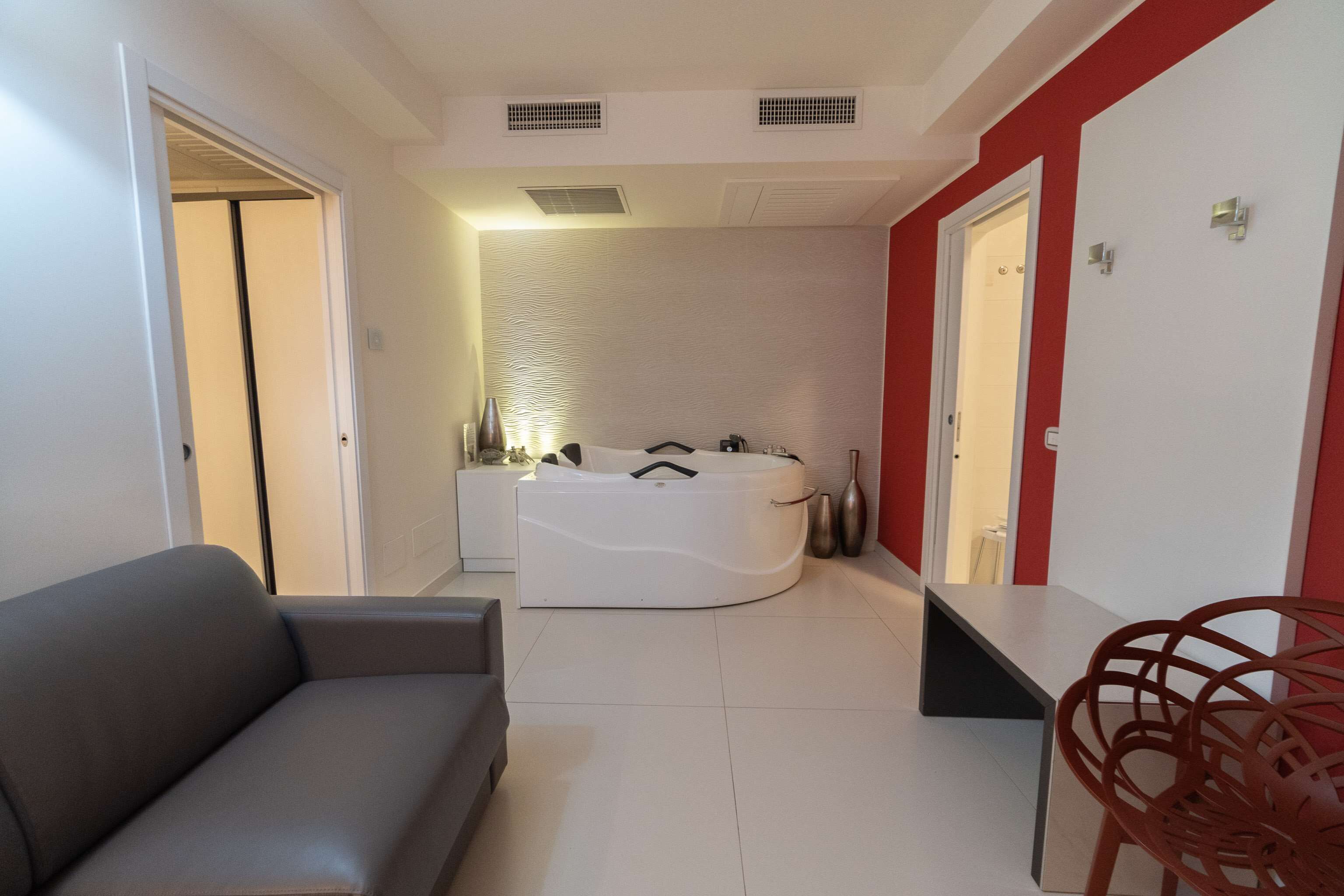 standard room, 1 queen bed, non smoking, annex building (living room) | 1 bedroom, minibar, in-room safe, desk