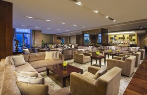 Bar (on property) - Somerset Grand Central Dalian (Dalian)