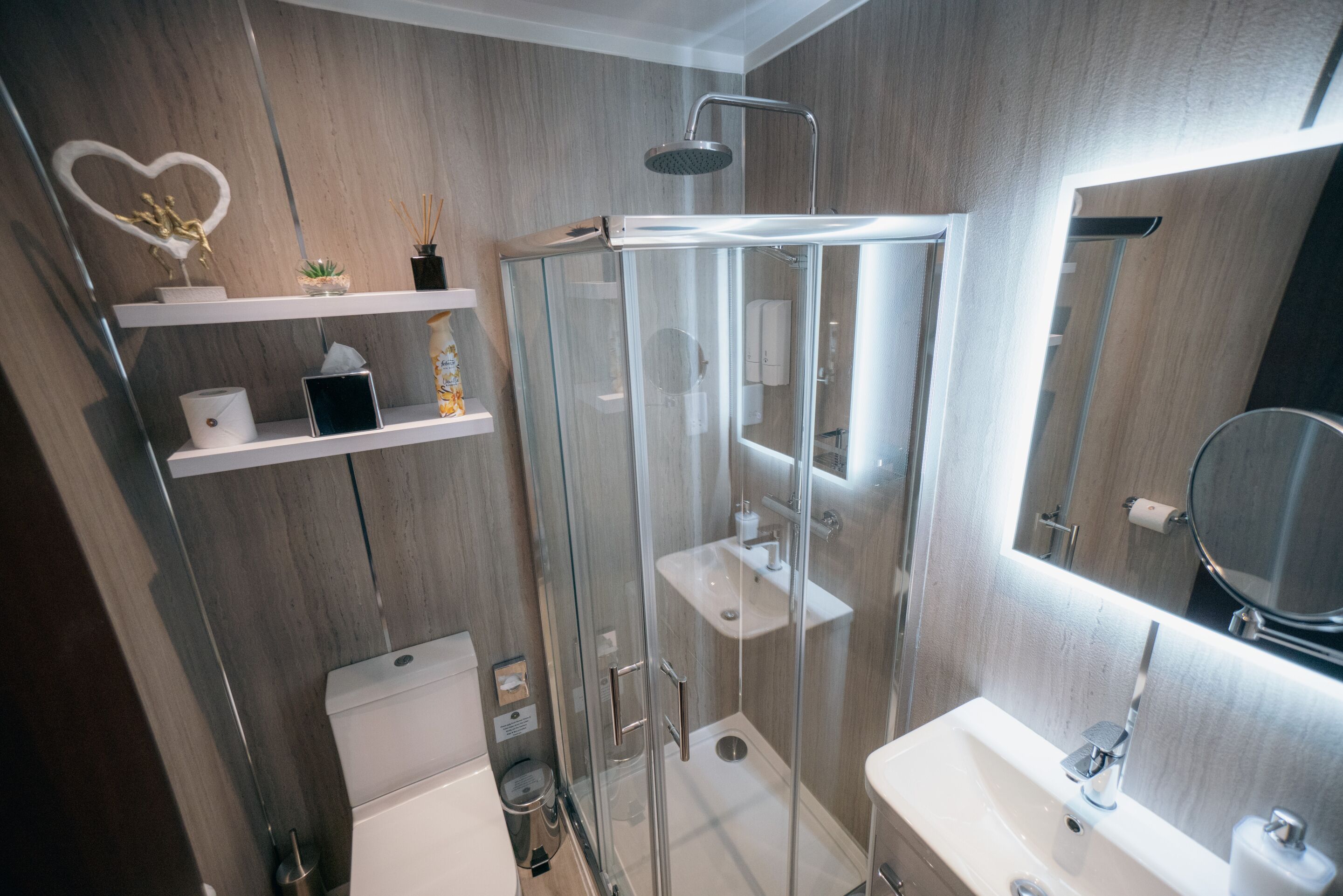 Tweepersoonskamer, en-suite badkamer | Badkamer