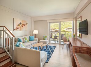 32-inch LCD TV with cable channels, TV - Pico Sands Hotel (Nasugbu)