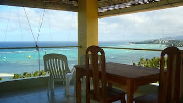 4th Floor Penthouse Apt. Sea & Mountain View Open Design | View from room