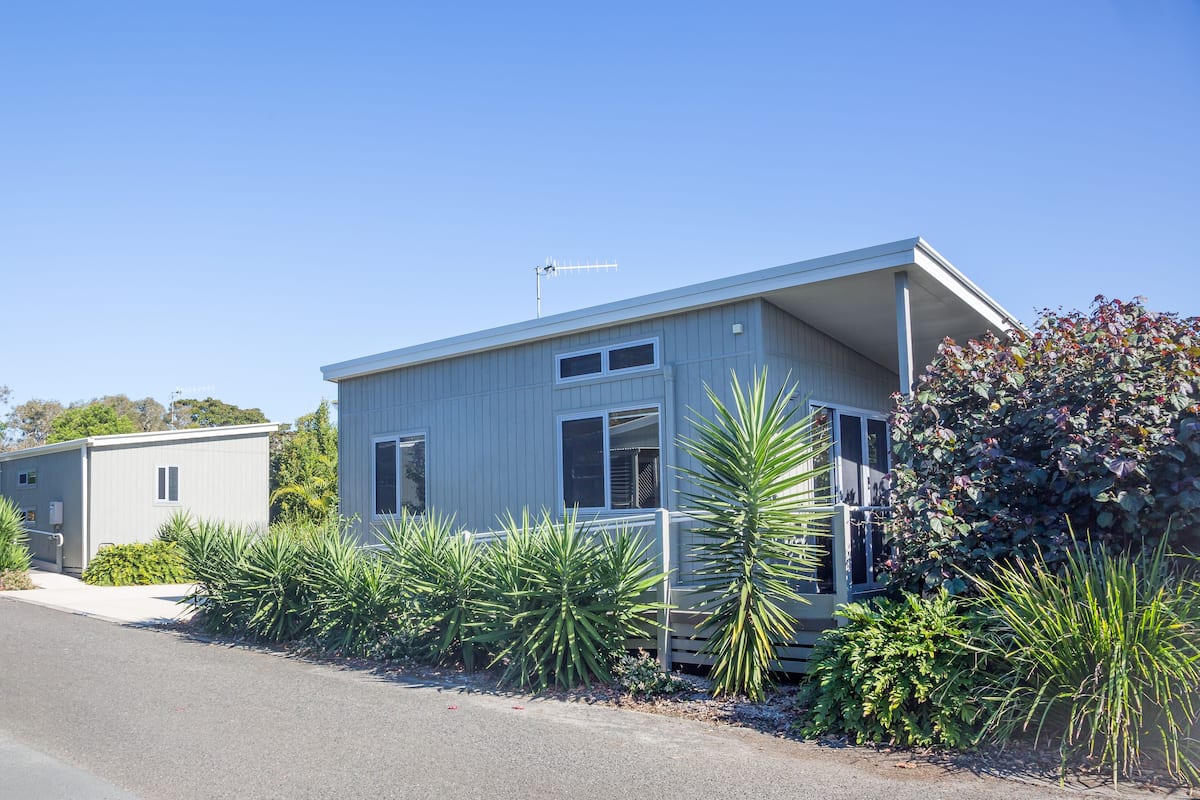 2 Bedroom Budget Cabin Accessible