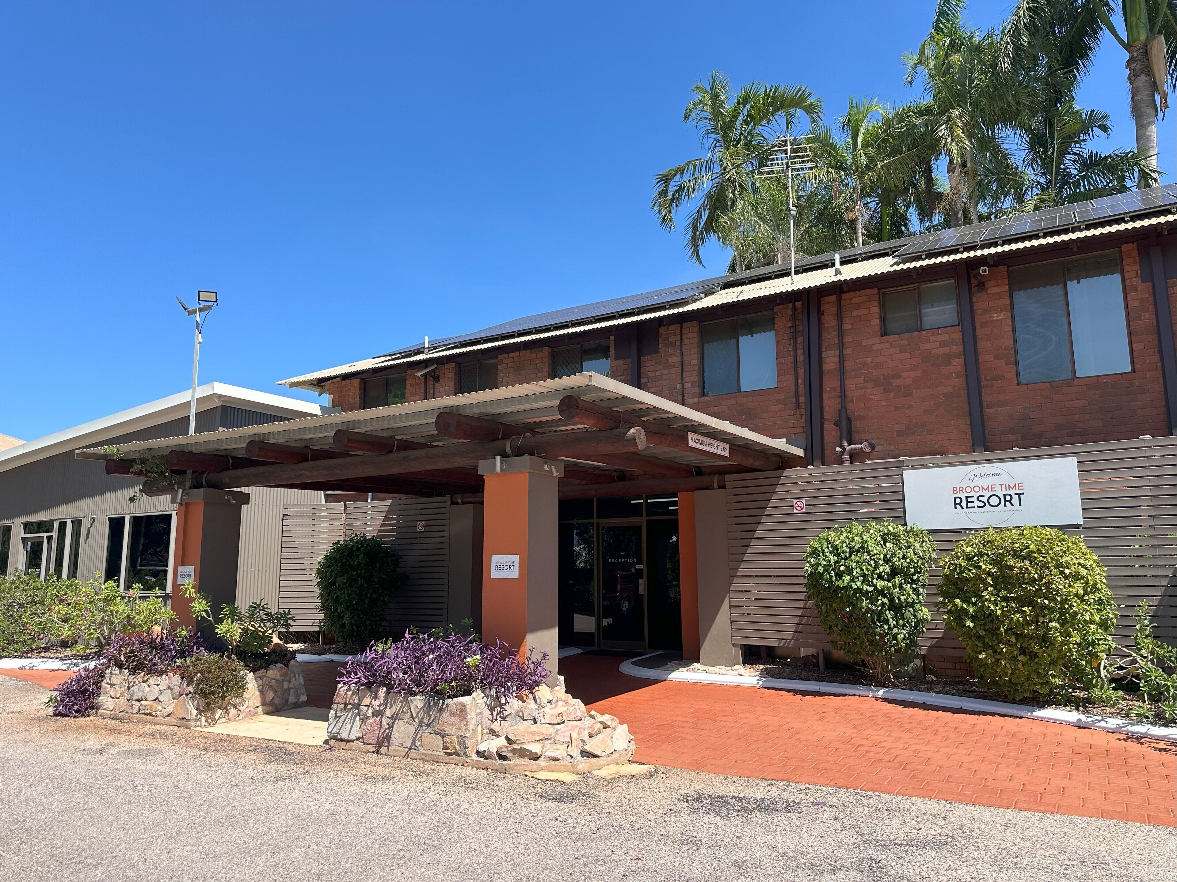 Entrada de la propiedad